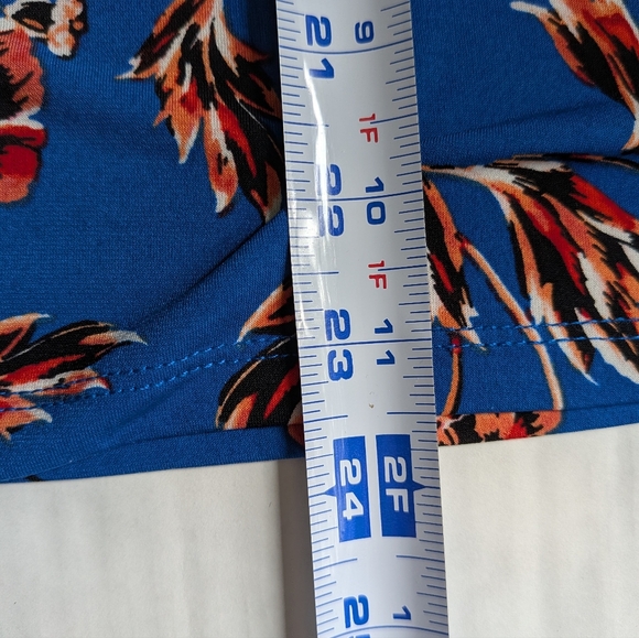 Ivanka Trump Sleeveless Blouse Floral Print - Picture 6 of 7